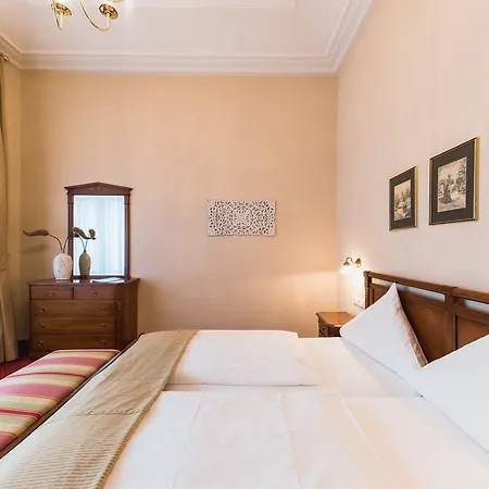 מלון Wolfsbrunn 4*