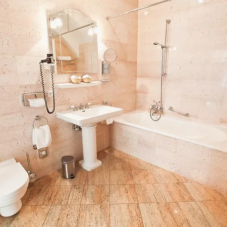 Wolfsbrunn מלון Hartenstein (Saxony)